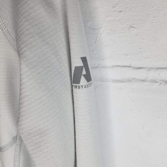 Eddie Bauer First Ascent Women's Medium Pullover 1/2 Zip White - Picture 4 of 6